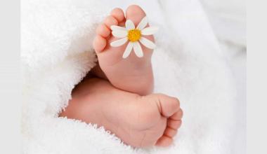 NƯỚC TẮM CHO BÉ AN TOÀN TỪ CÔNG THỨC THIÊN NHIÊN